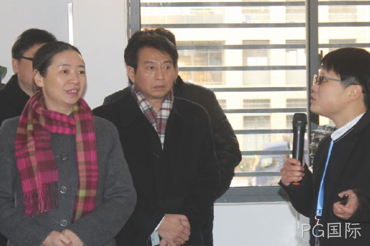 四川委统战部副部长廖建华